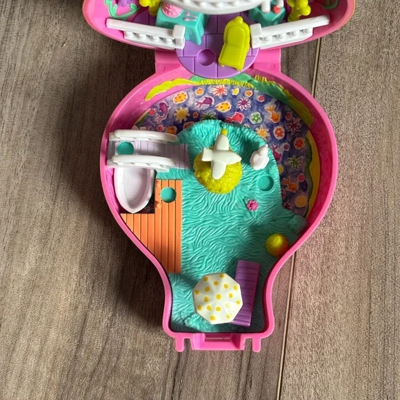 Rare Vintage Polly Pocket - Up up & Away - compact only - Picture 6 of 11